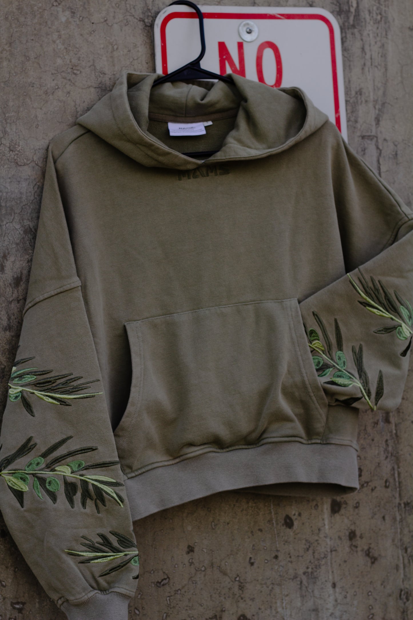 OLIVE HOODIE